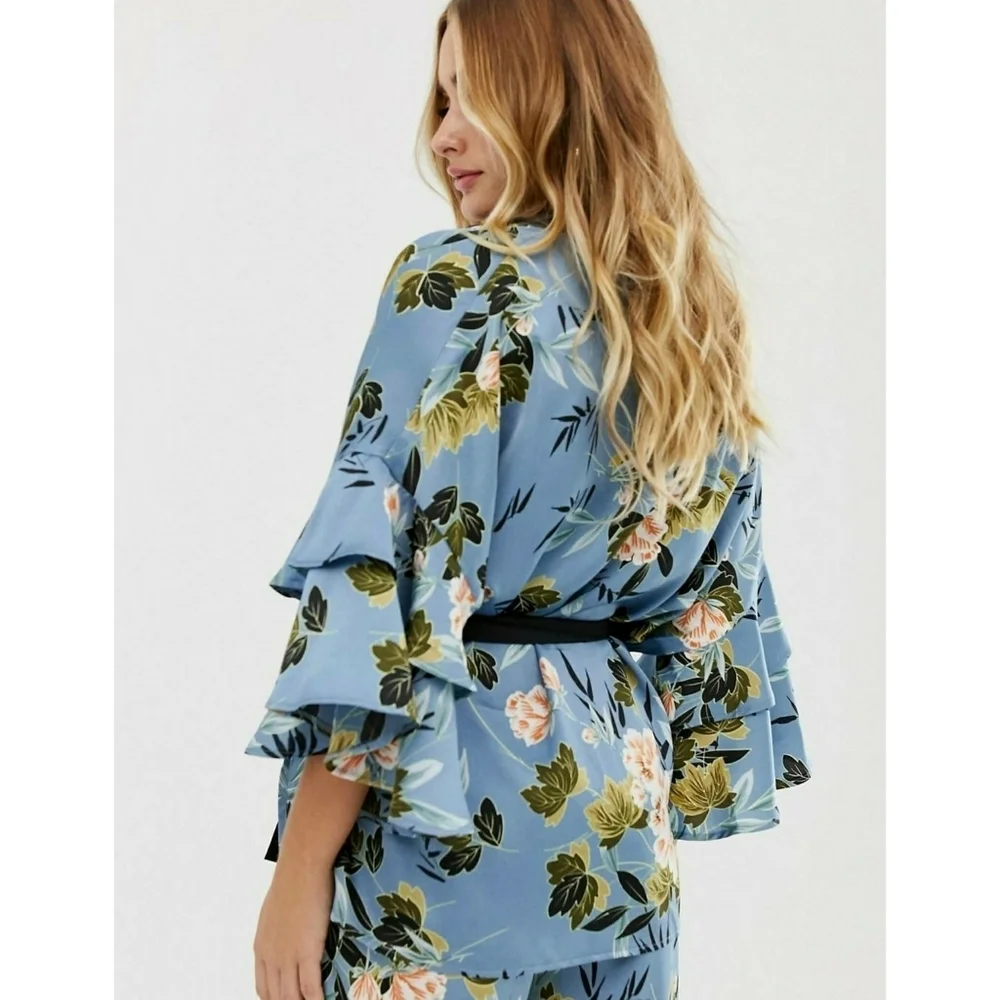 MISSGUIDED // ltd ed sexy-chic floral ruffle detail kimono wrap style jacket - Picture 10 of 10